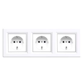 Nova III földelt dugalj  fehér kerettel